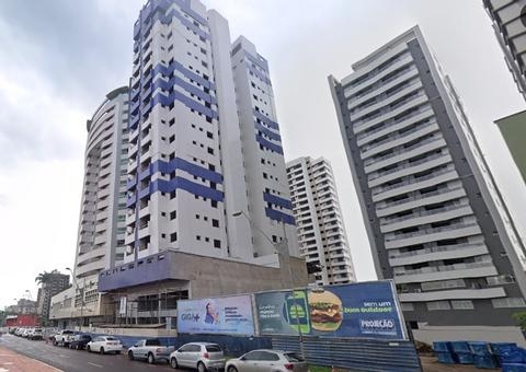 Apartamento à venda em Maringá, Zona 01, com 2 quartos, com 75.55 m², ED. TORRE DE GALES