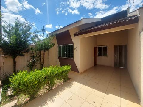 Casa para alugar em Maringá, Jardim Paris VI, com 3 quartos, com 150 m²